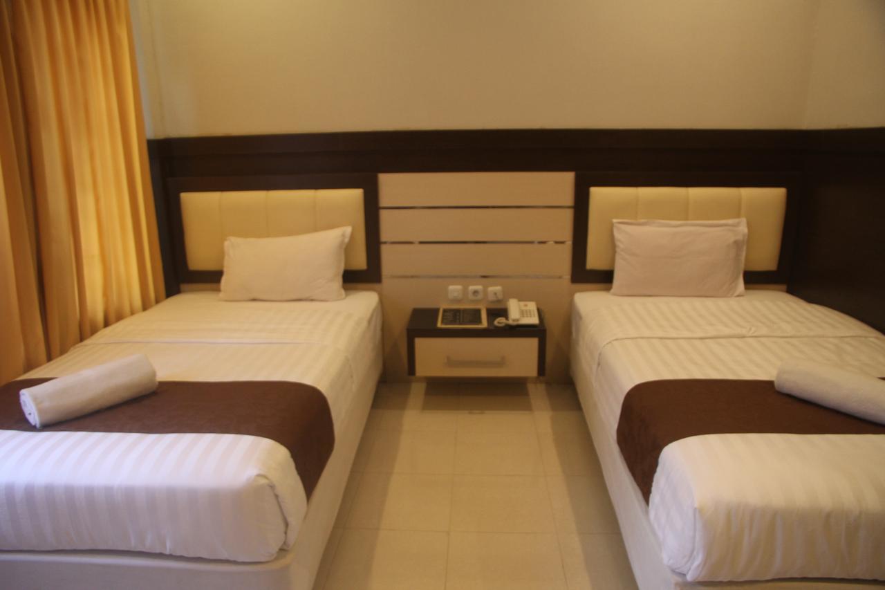 Puri Senggigi Hotel Mangsit Exteriér fotografie