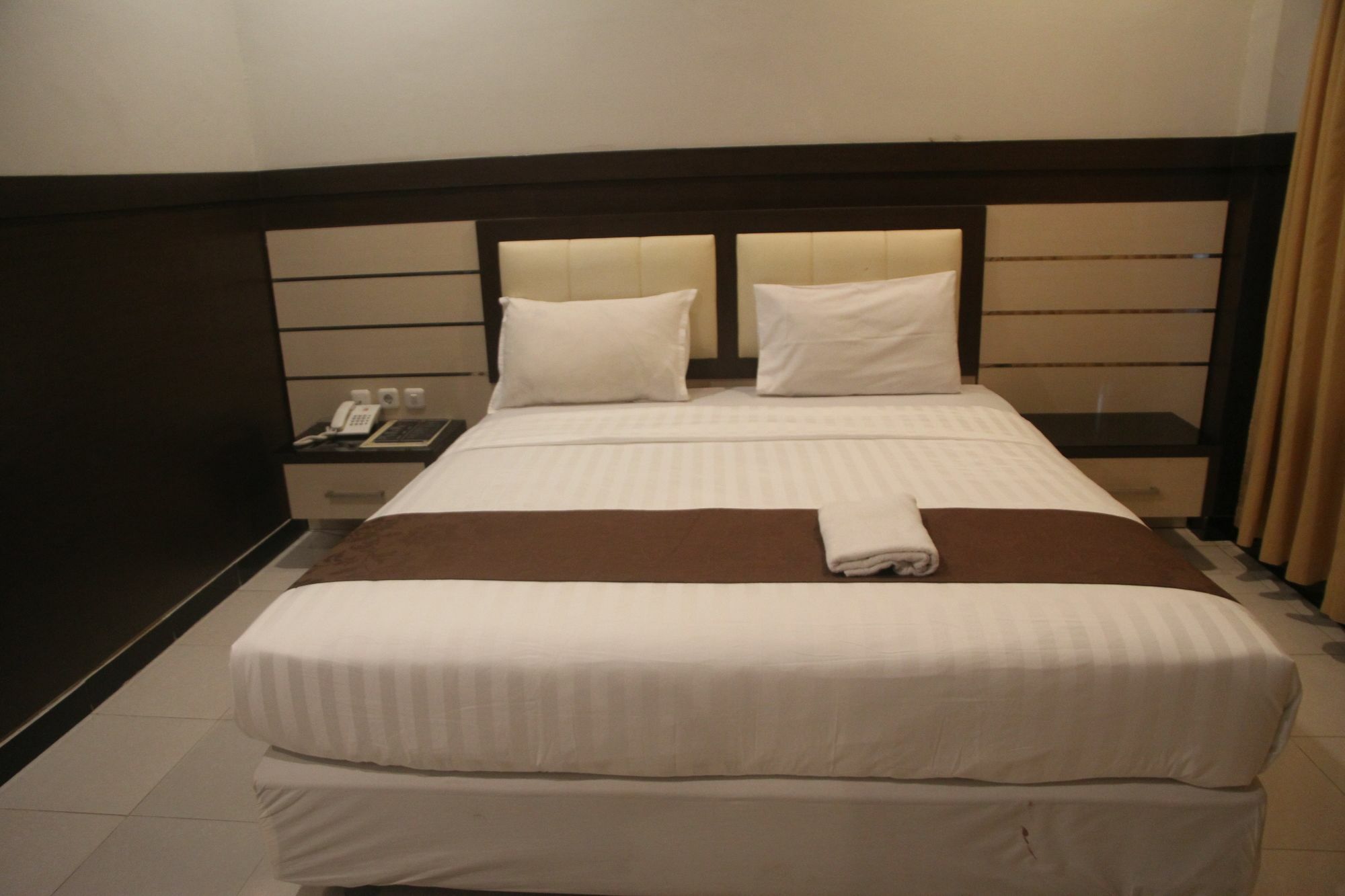 Puri Senggigi Hotel Mangsit Exteriér fotografie