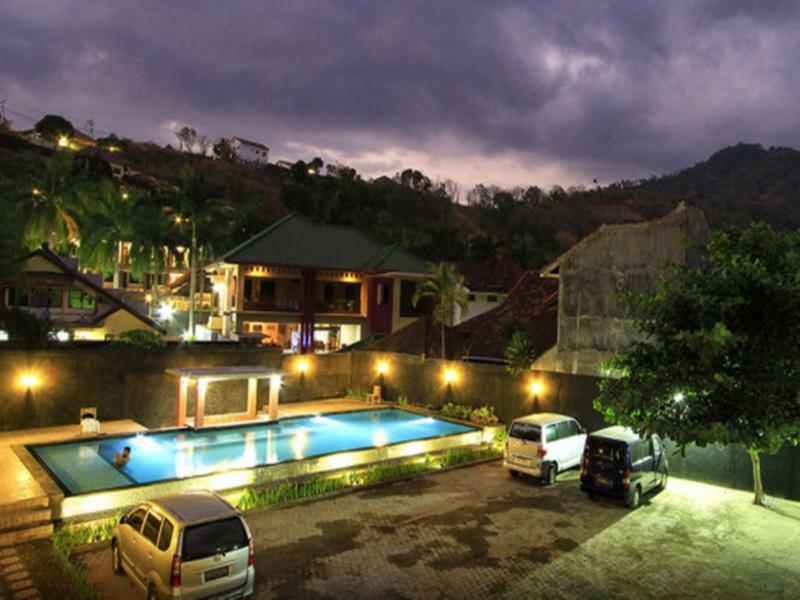 Puri Senggigi Hotel Mangsit Exteriér fotografie
